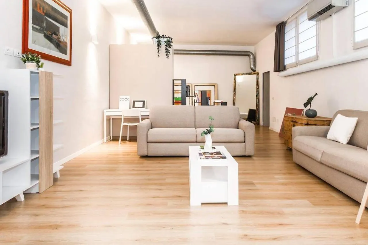 Altido Vico Loft Daire Milano